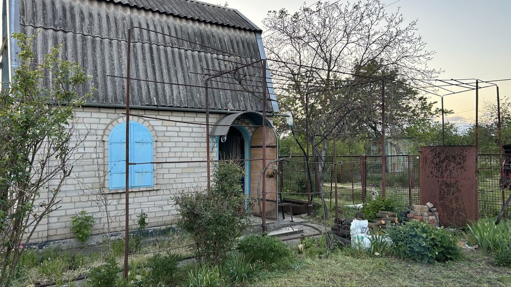 Продам дачу на Довгинцево Калініне