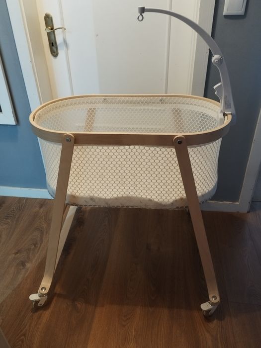 Berço com rodas IKEA como novo