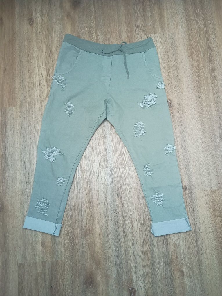 Spodnie z przetarciami m/l