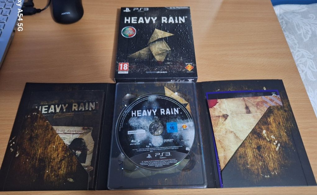 Vendo jogo Heavy rain Edição especial ps3