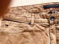 Spodnie marki Tommy Hilfiger   30x32