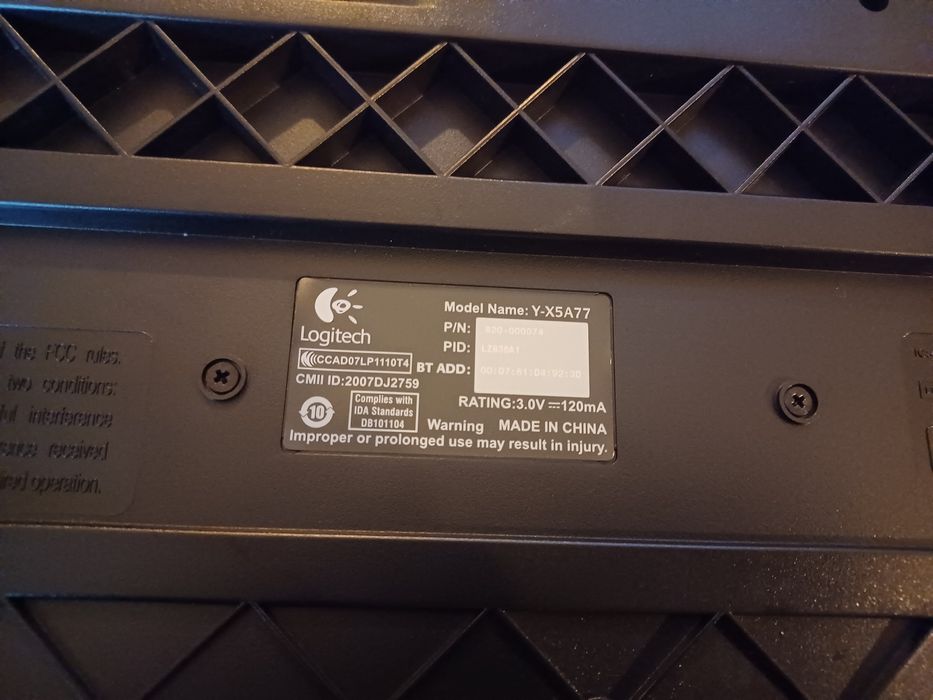 Teclado Logitech Bluetooth Y-X577