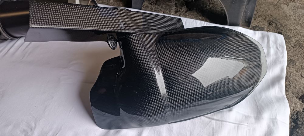 Błotnik carbon BMW f800 Ilmberger