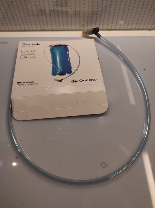 Bukłak na wodę, 2l, Decathlon, nowy bez metki, nigdy nieużywany