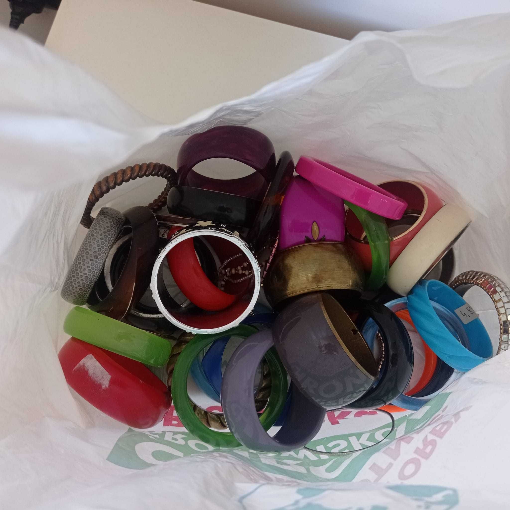 Bransoletki zestaw plastikowe vintage retro boho kolorowe ozdoby