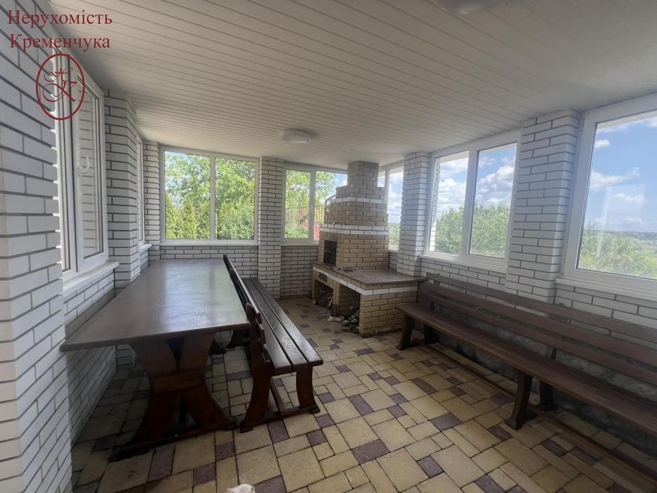 Продам будинок неподалік міста!