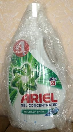 Продам Рідкий гель-концентрат для прання Ariel Гірське Джерело, 2.86 л