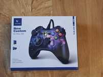 Pad do Xbox oraz laptopa