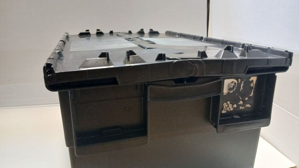 Pojemnik magazynowy transportowy skrzynia z pokrywą