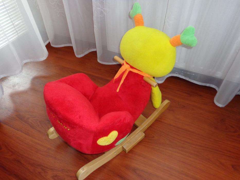 Bujak konik na biegunach grający firmy Rock my Baby