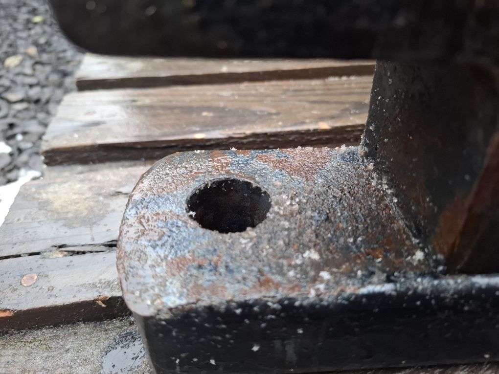 Zaczep dolny, listwa Case cs, New holland Steyr
