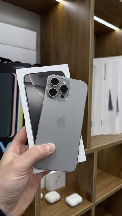 Apple Iphone 16 Pro max 256 Natural