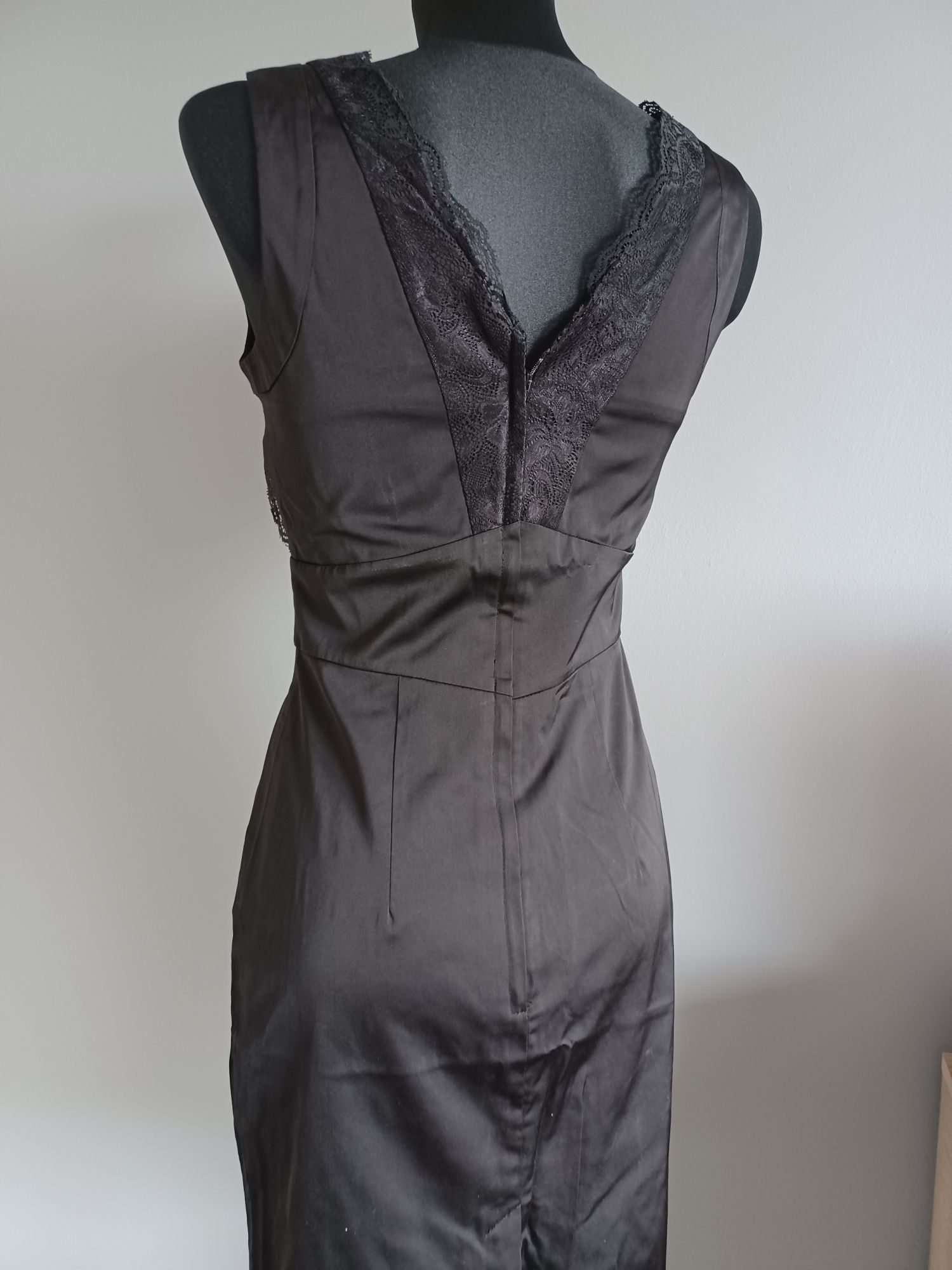 Czarna elegancka sukienka H&M 36/S