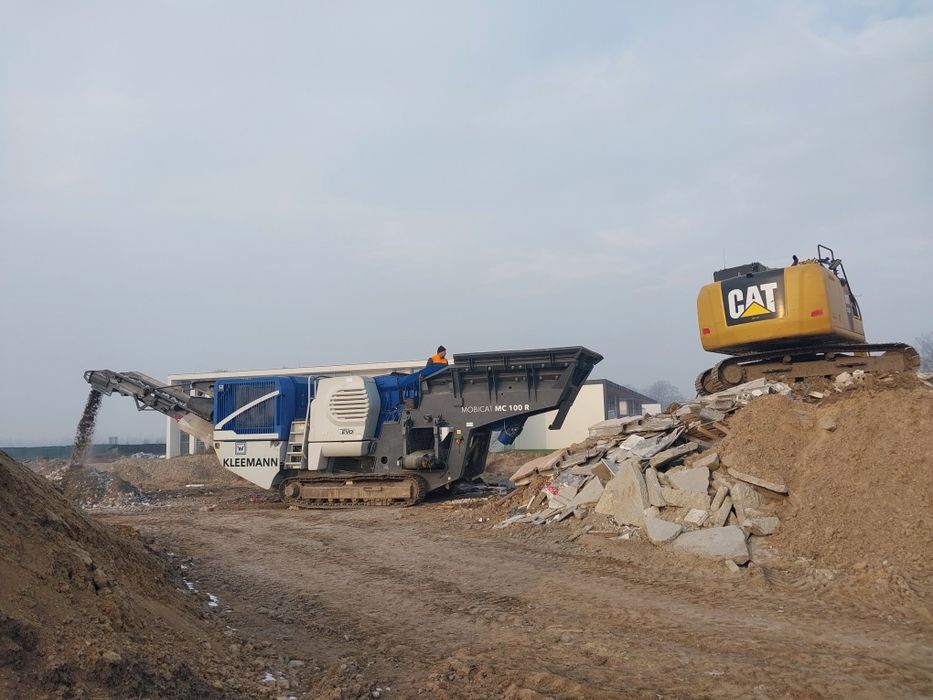 Usługi Wynajem Kruszarka/Przesiewacz wibracyjny Kruszenie Betonu Gruzu