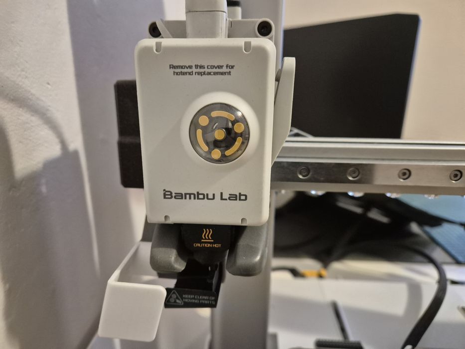 Drukarka 3D Bambu Lab A1 - tylko 530h przebiegu