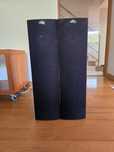 Duaa colunas KEF Q35