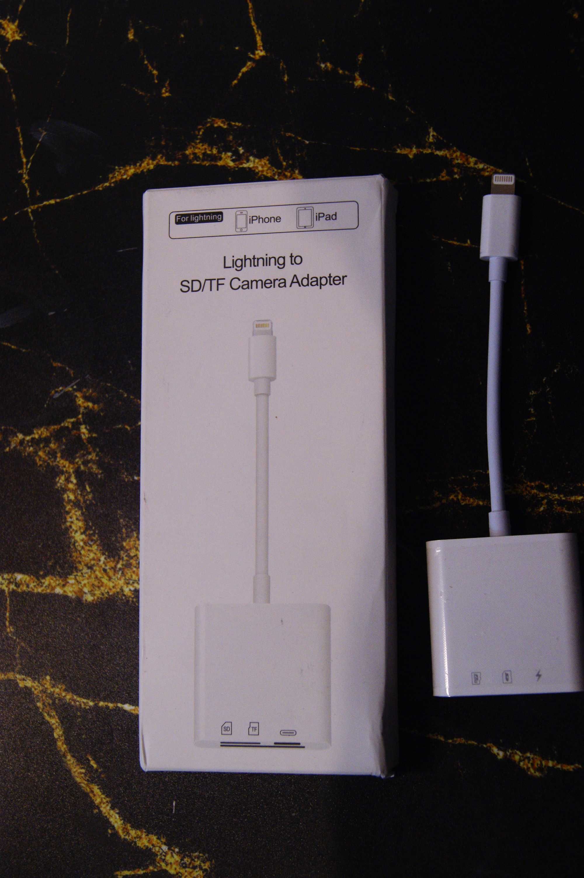 Czytnik kart SD i MicroSD przez USB-c do telefonu, komputera, tabletu.