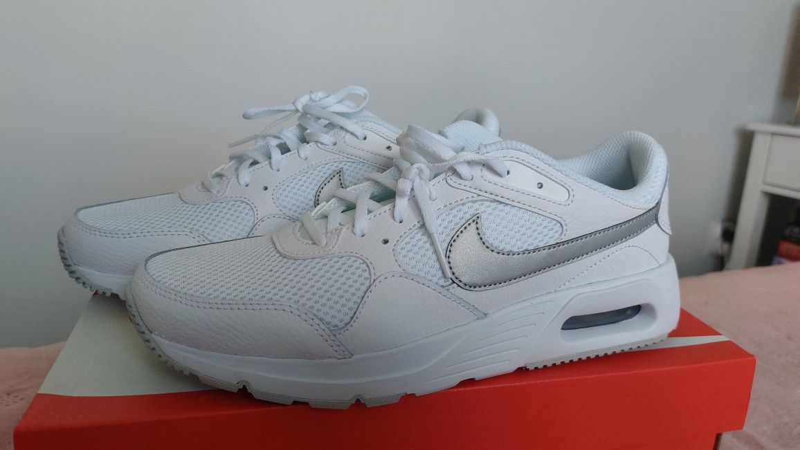 Nike Womans Air Max (silver white) 40