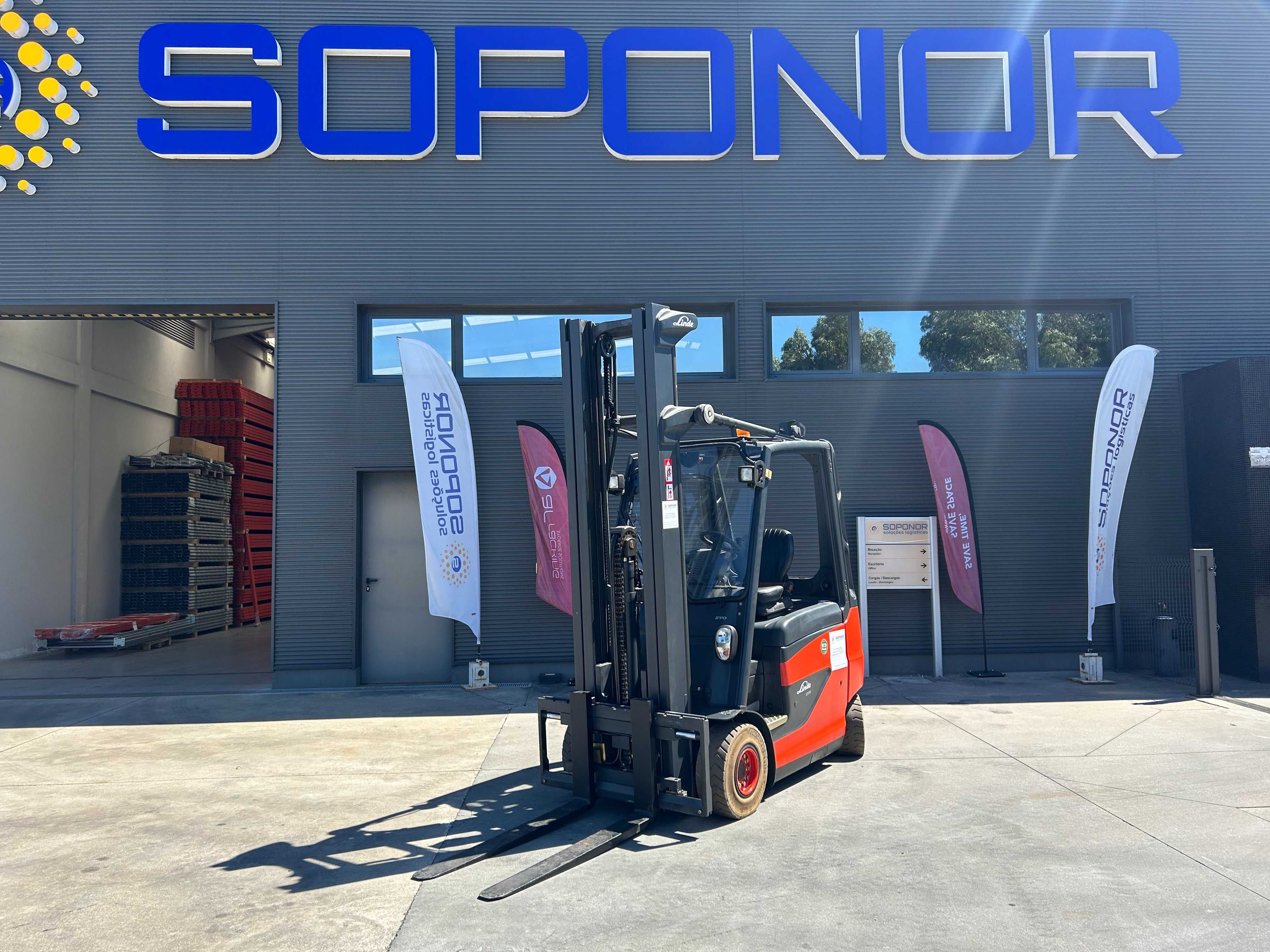 Empilhador Linde 3000 Kgs Elétrico