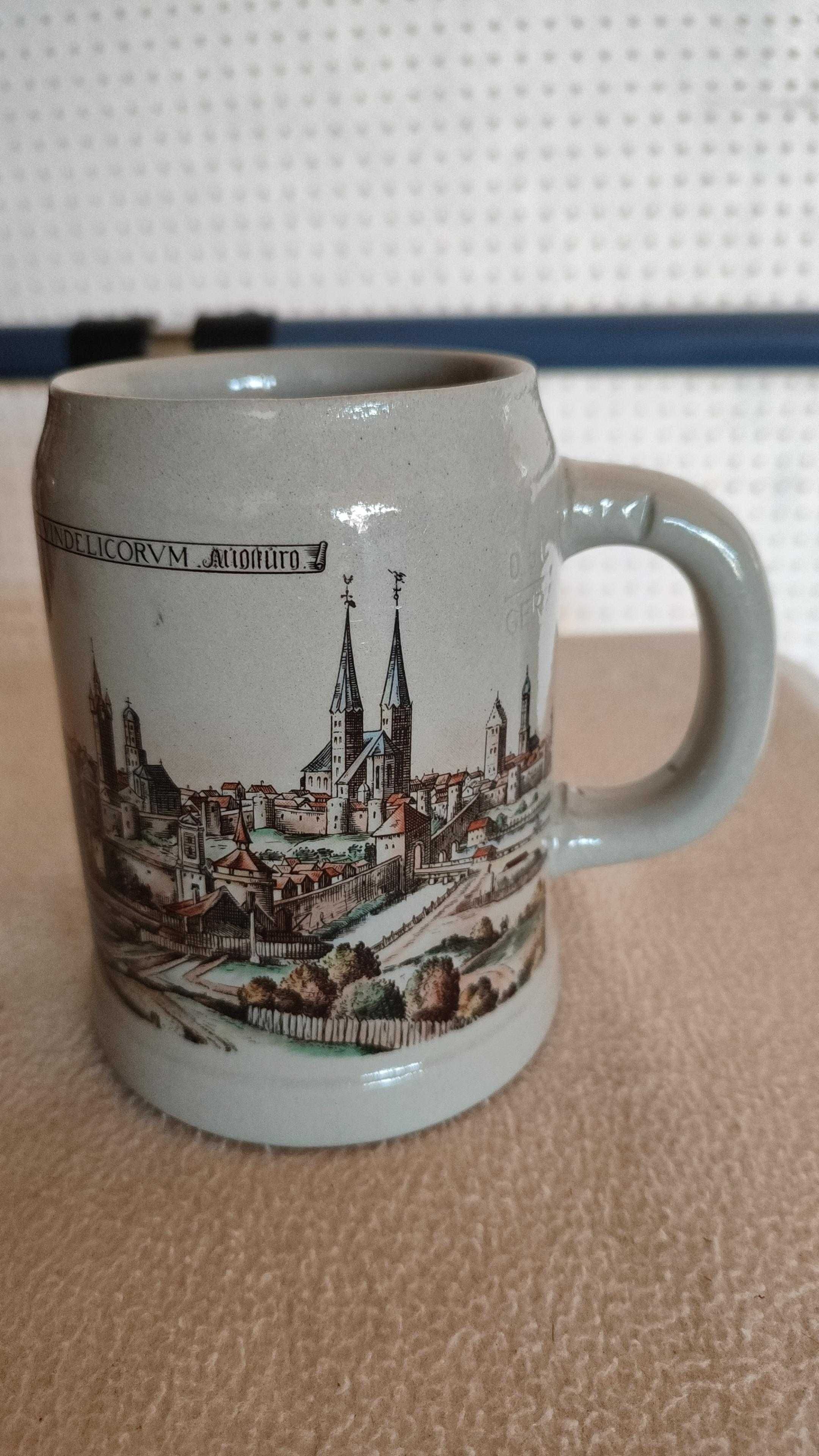 Kufel ceramiczny z bardzo ładnym widokiem