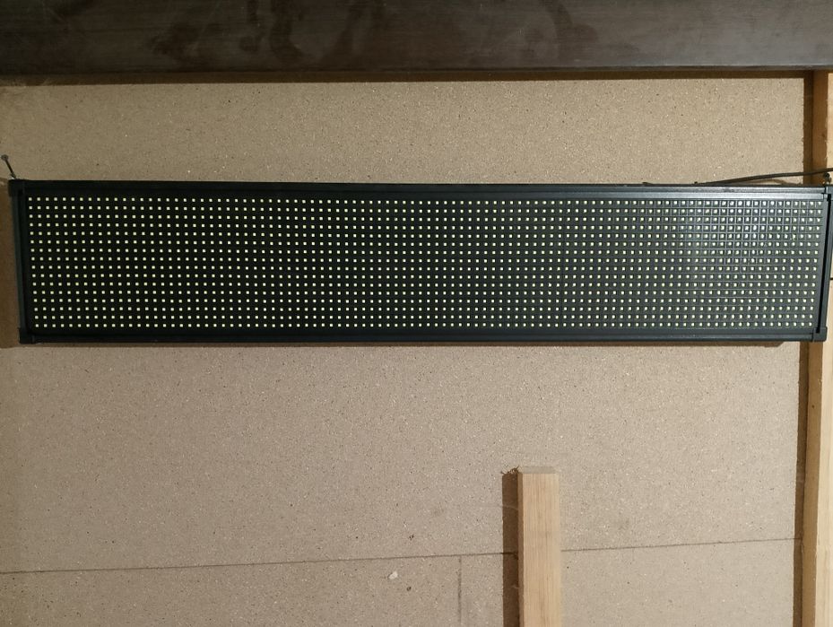 Меблі для аптеки в доброму стані