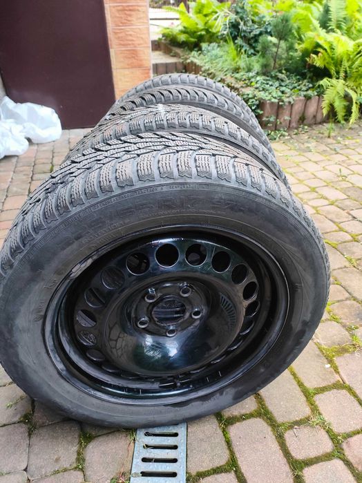 Felgi stalowe 17" 5x120 Opony zimowe Nokian 225 55 17 Opel Insignia A