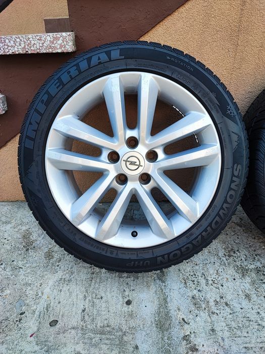 Koła 17 cali felgi 5 x 110 Opel Vectra Singum Opony Zimowe 215 x 50