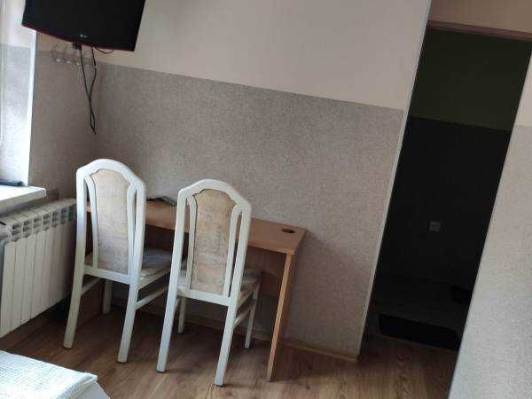 "Pokoje Gościnne Jeziorscy"