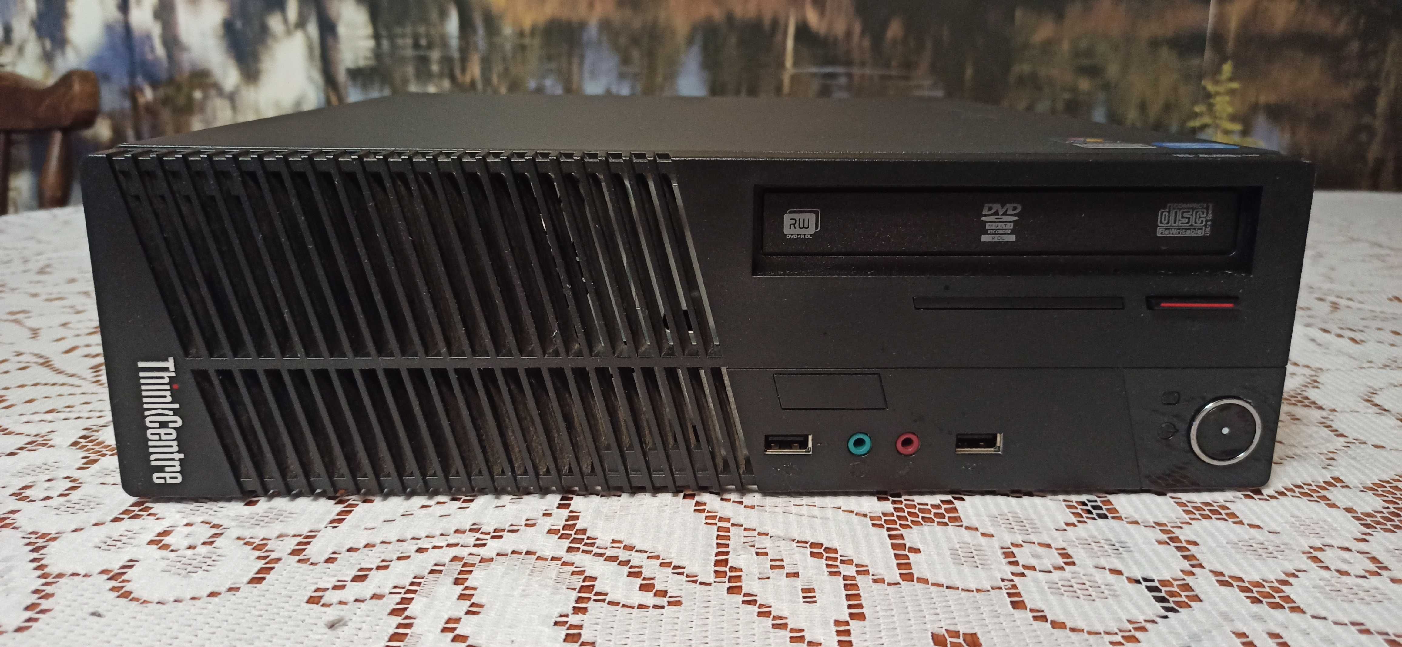 Lenovo ThinkCentre M72e i3/4GB/750GB/Windows 10, komputer, PC