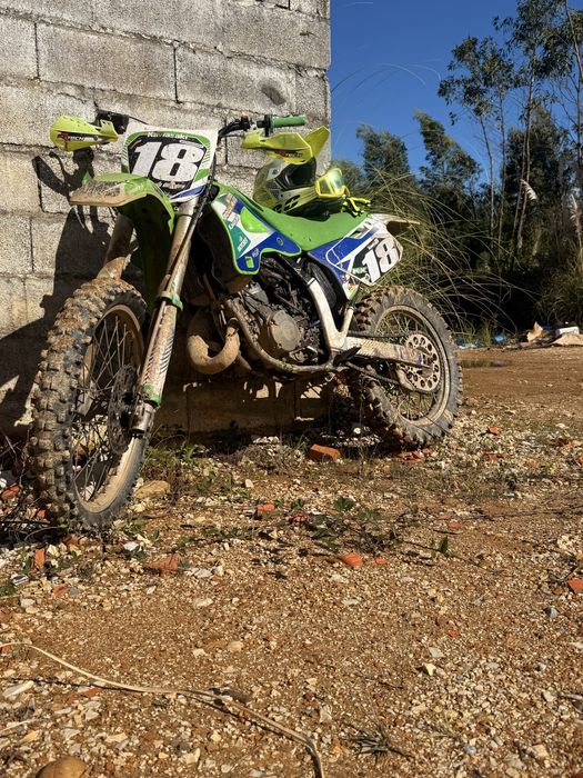 Vendo ou troco kx 125 alterda a 144cc