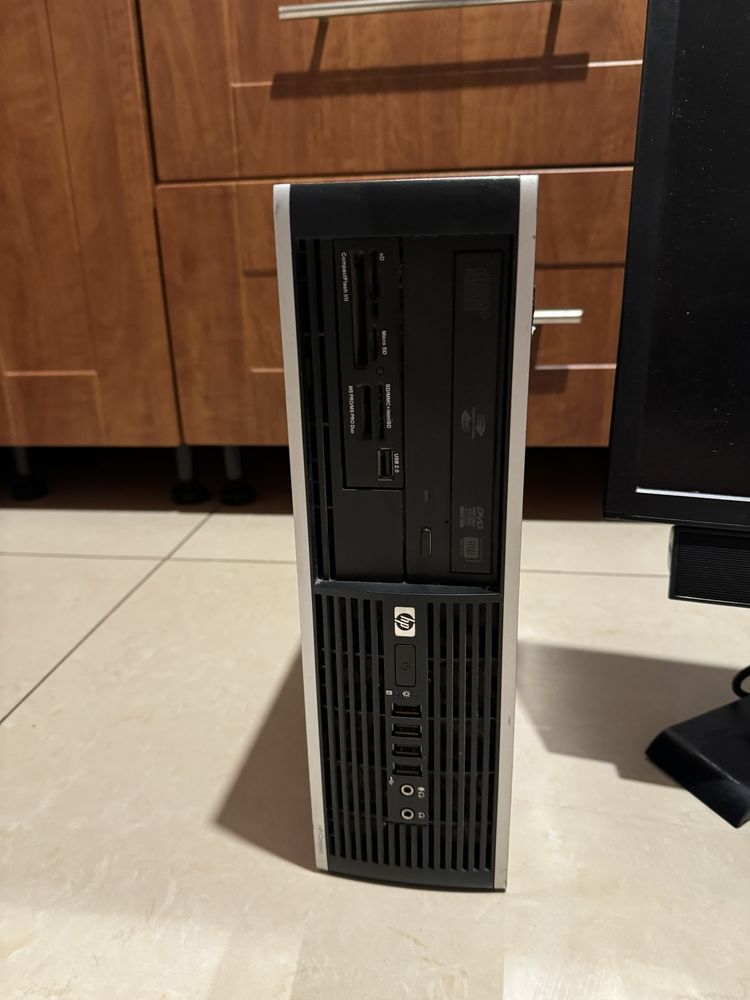 Komputer HP + monitor
