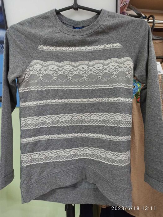 Светрик для дівчинки, підлітка