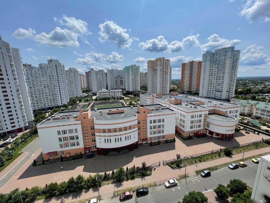 WOW СУПЕРЦІНА !!! Видова 4к 125 м2 на пр-т Бажана Миколи ! Лаундж-зона