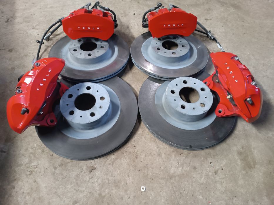 Супорта тормозні бліни Тесла модель y перформенс