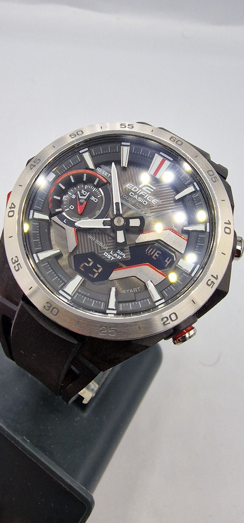 Casio Edifice Solar Windflow - Carbon - Bluetooth - ECB-2200P