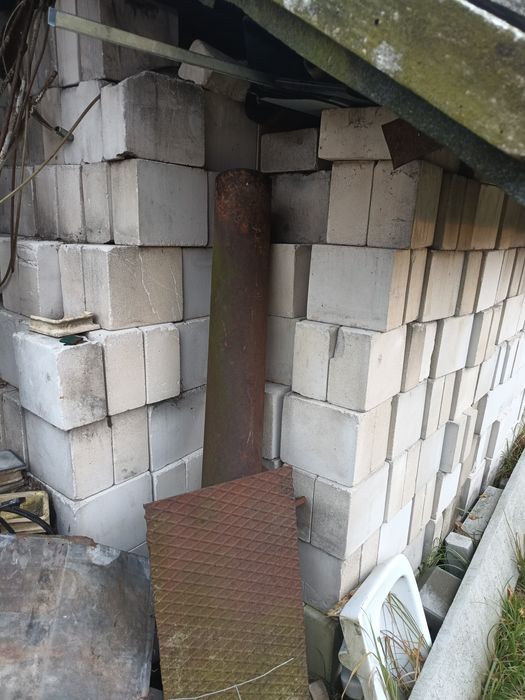 Cegła wapienna biała