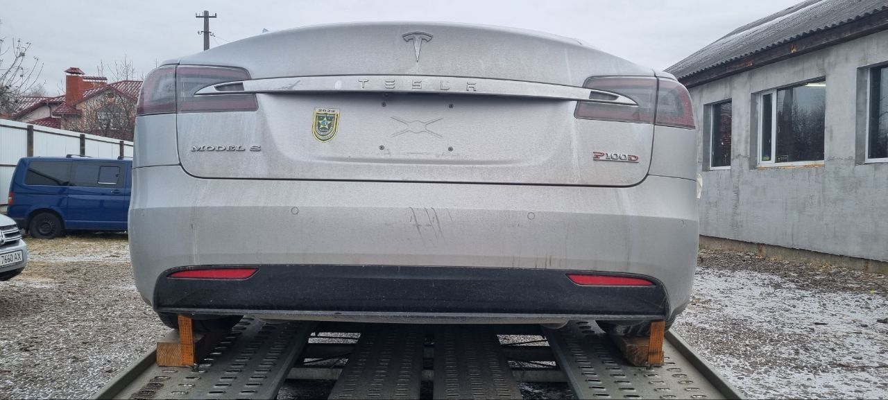 Разбор Tesla Model S 16-21