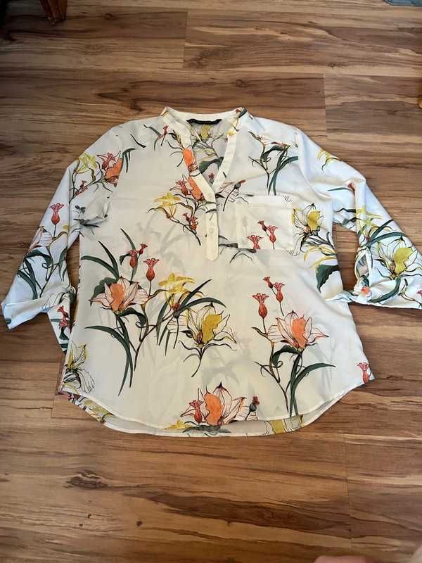 Kwiatowa koszula Zara rozmiar s