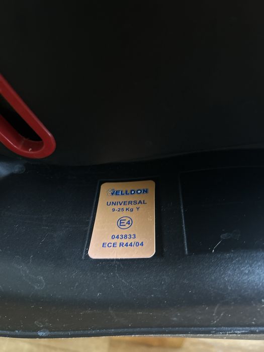 Дитяче автокрісло Welldon Smart Sport (від 9 місяців до 6 років)