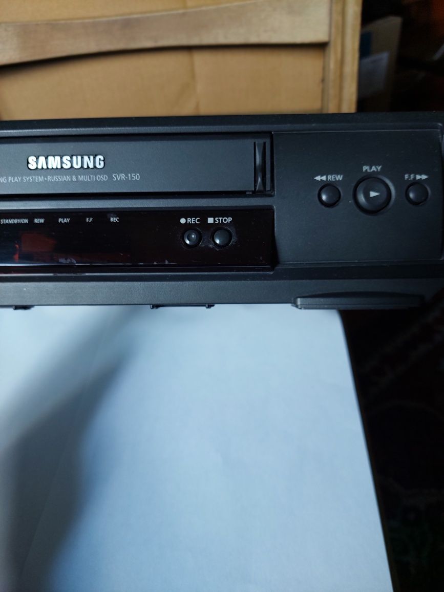 продам видеомагнитофон самсунг SVR-150