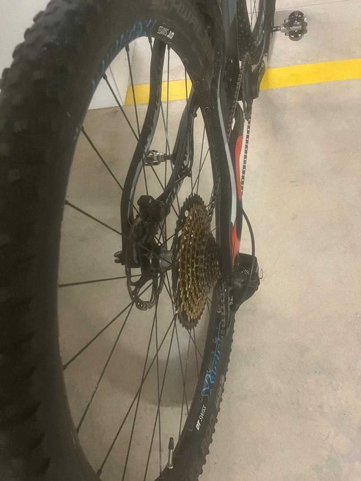 Vende-se bicicleta LAPIERRE BTT