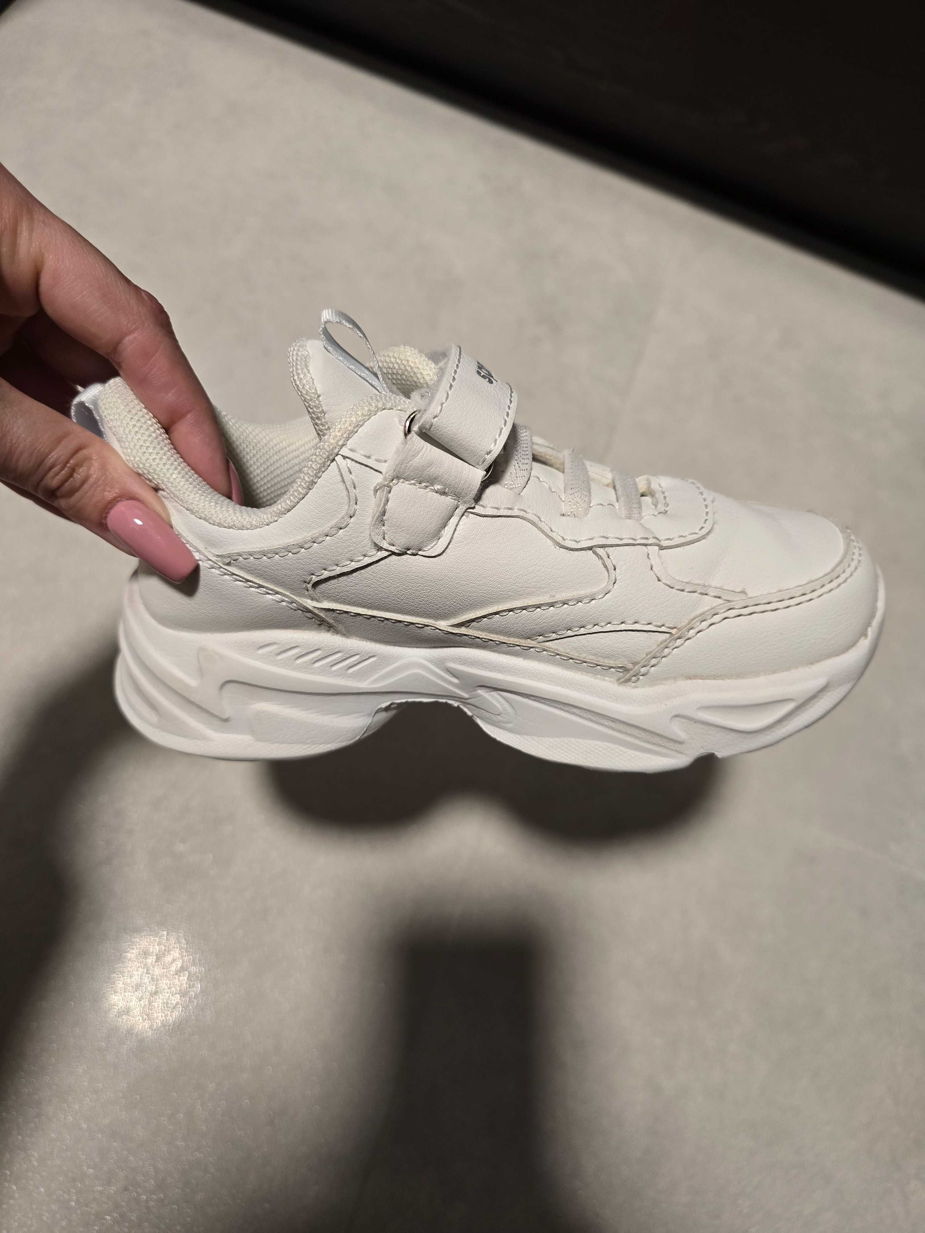 Buty sportowe sprandi roz 29