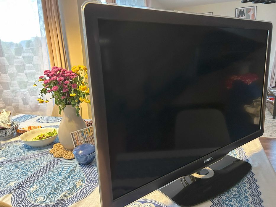 Telewizor Philips 40 cali Ambilight Full HD 40PFL7605H/12