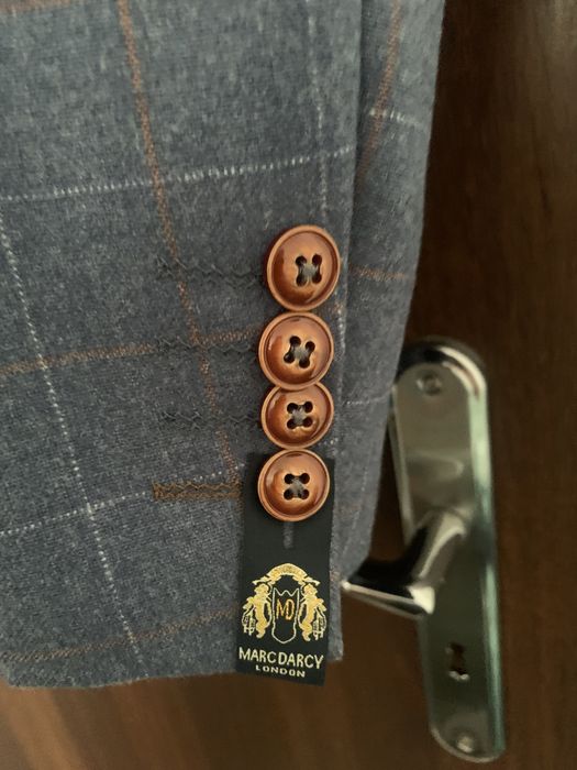 Garnitur: marynarka kamizelka spodnie tanio