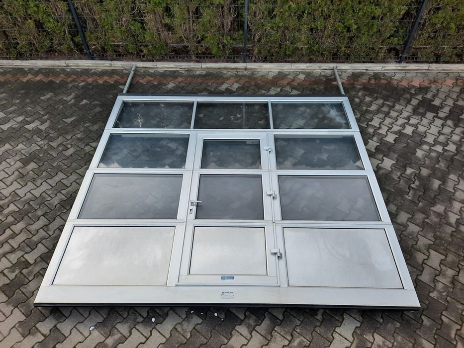 Brama segmentowa z drzwiami  330x300 przemysłowa Bothe-Tore DOWÓZ KRAJ