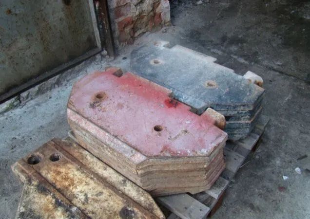 Obciążniki Ursus Zetor Przednie Wsuwane pod maskę
