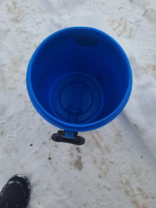 Beczaka  200l  + wieko + obejma sred 48 Wys 96