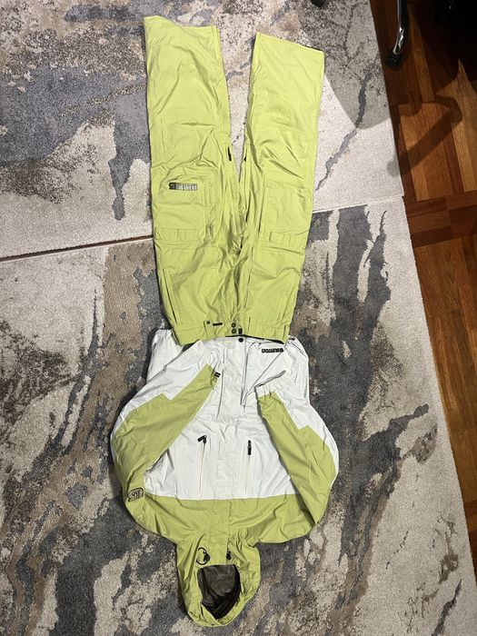 Kurtka i spodnie snowboardowe Burton