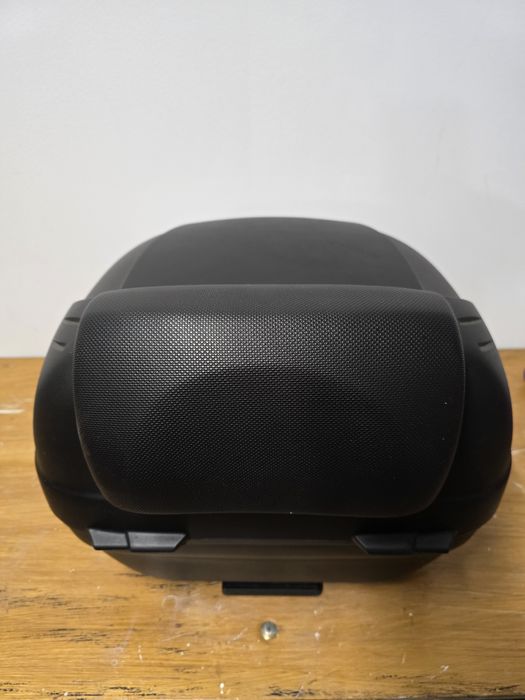 Top case Shad 29 com encosto e suporte nova