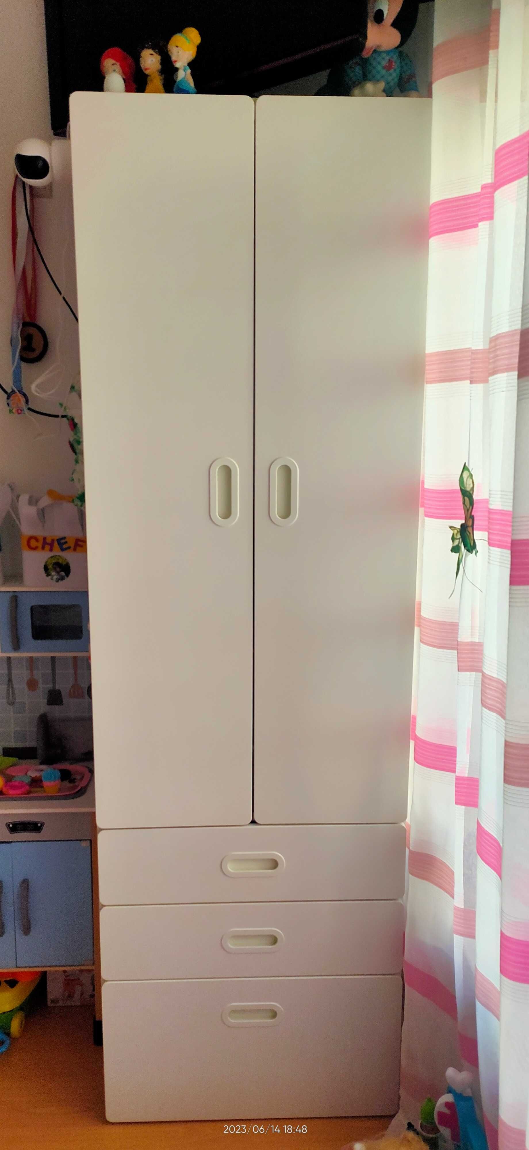 Armário infantil IKEA stuva